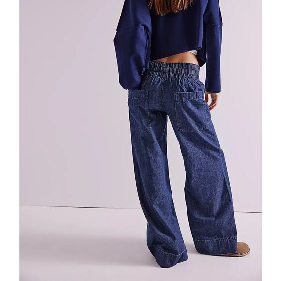 We The Free Breezy Denim Pull-On Jeans Color: Adirondack - Picture 2 of 4